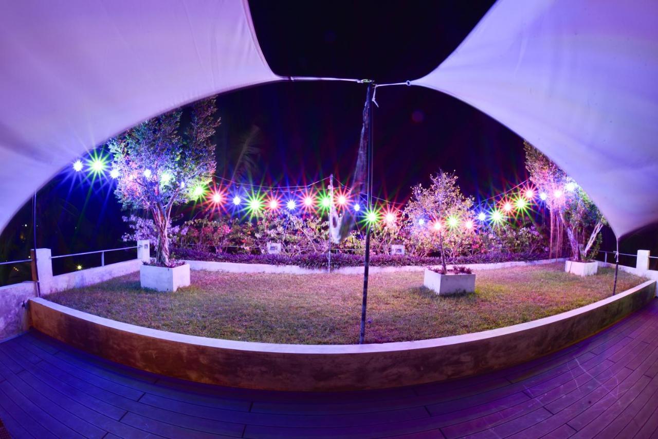Tropical House - Jungleside Villa Hikkaduwa Exterior photo