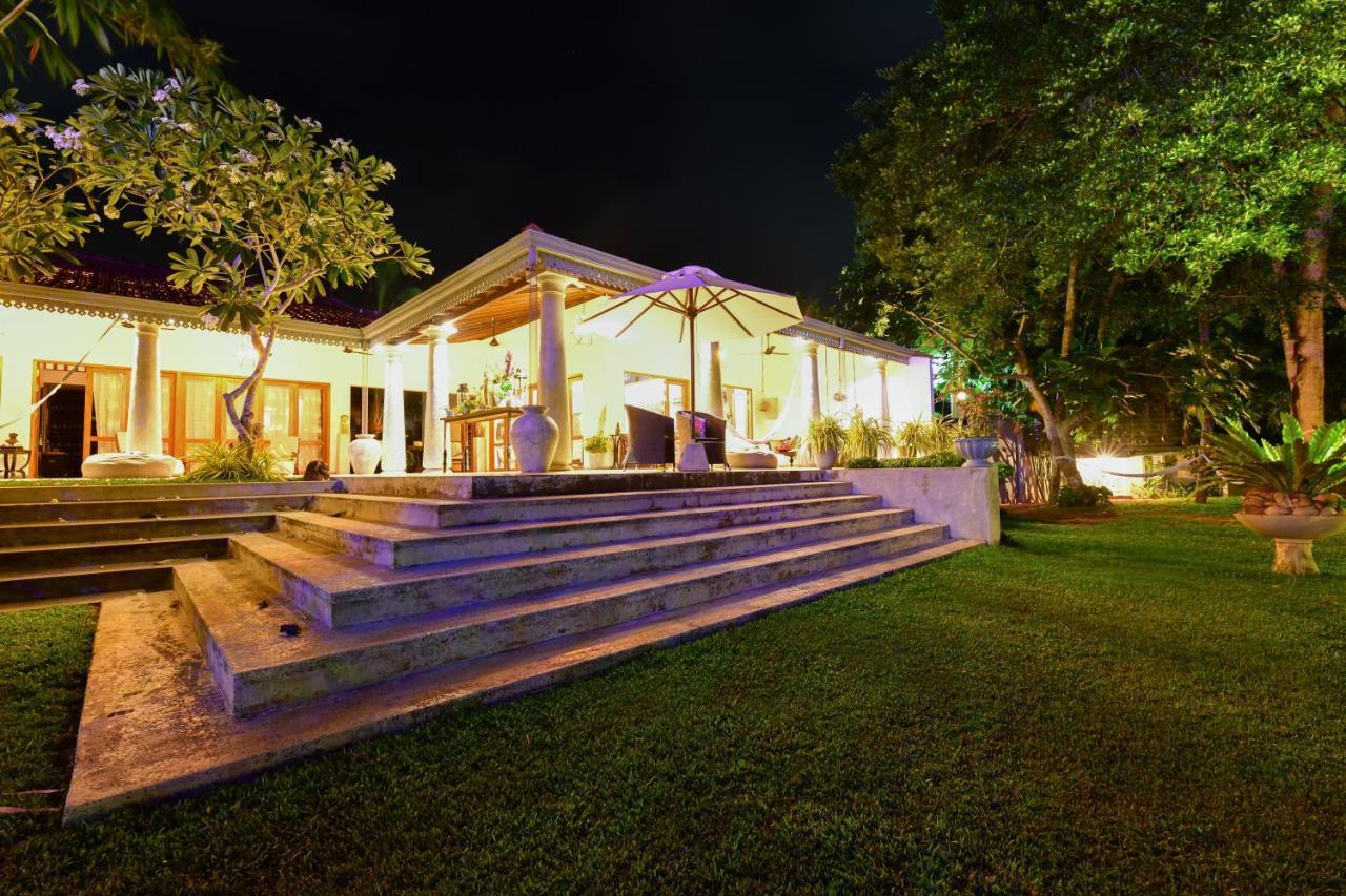 Tropical House - Jungleside Villa Hikkaduwa Exterior photo