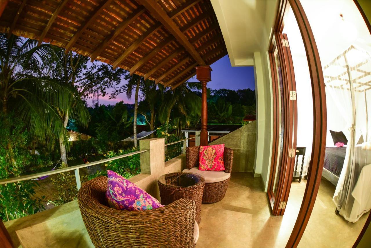 Tropical House - Jungleside Villa Hikkaduwa Exterior photo