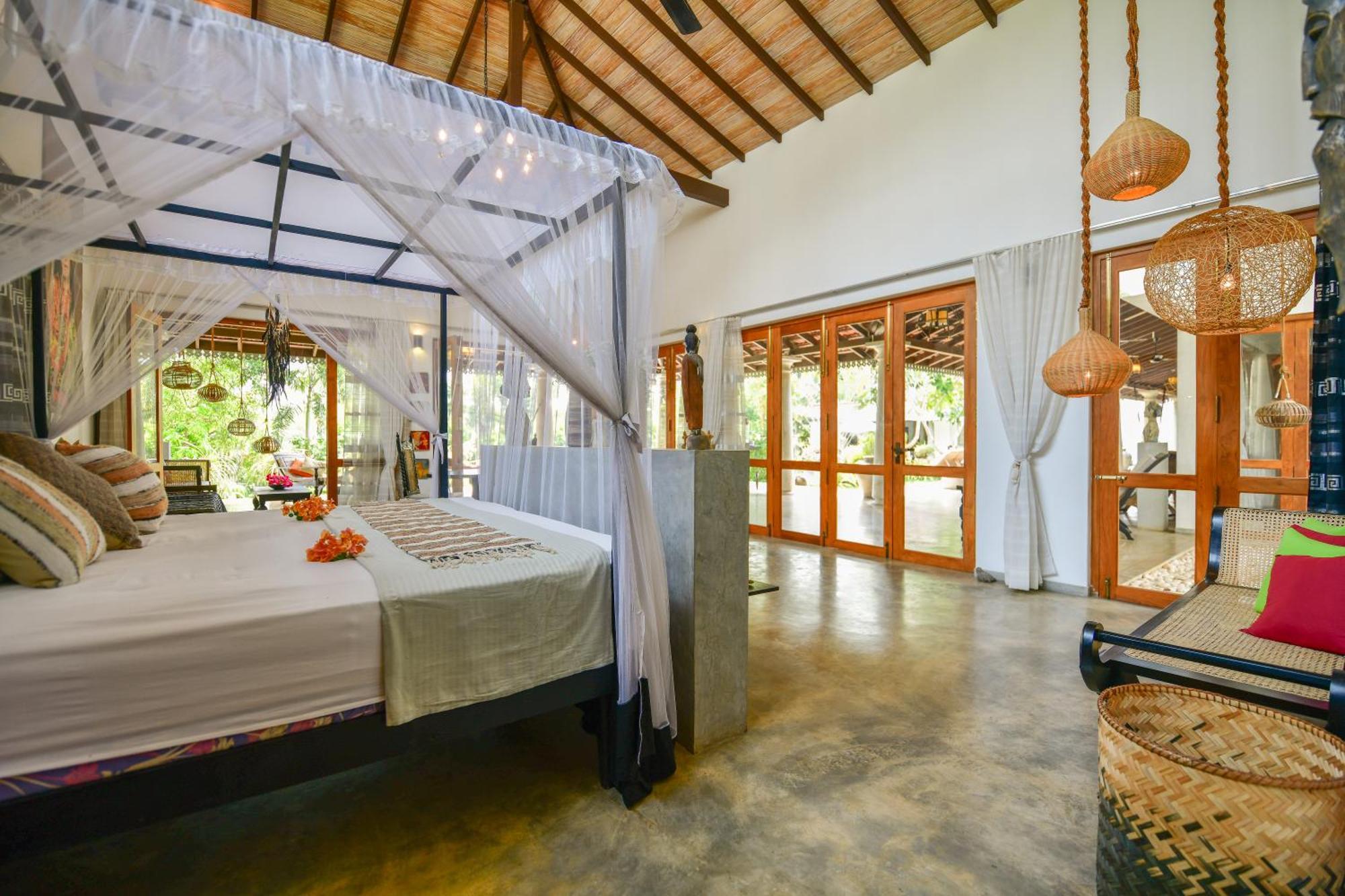 Tropical House - Jungleside Villa Hikkaduwa Room photo